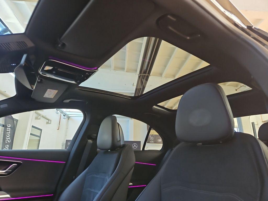 Fahrzeugabbildung Mercedes-Benz E 220 d AMG AHK Distronic+ Pano LED 360° Memory