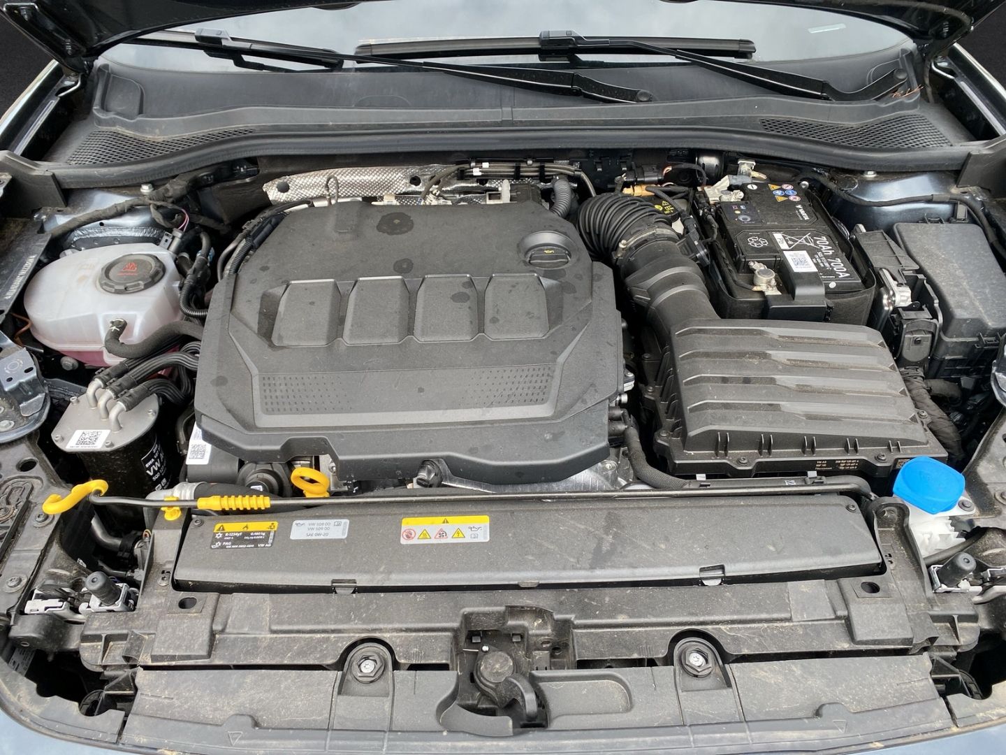 Fahrzeugabbildung SEAT Leon Sportstourer FR 2.0 TDI EU6d Navi Digitales