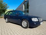 Mercedes-Benz E 200 Kombi 124 T KLIMA & AHK - gebrauchte Mercedes-Benz E 200 aus dem Jahr 1995