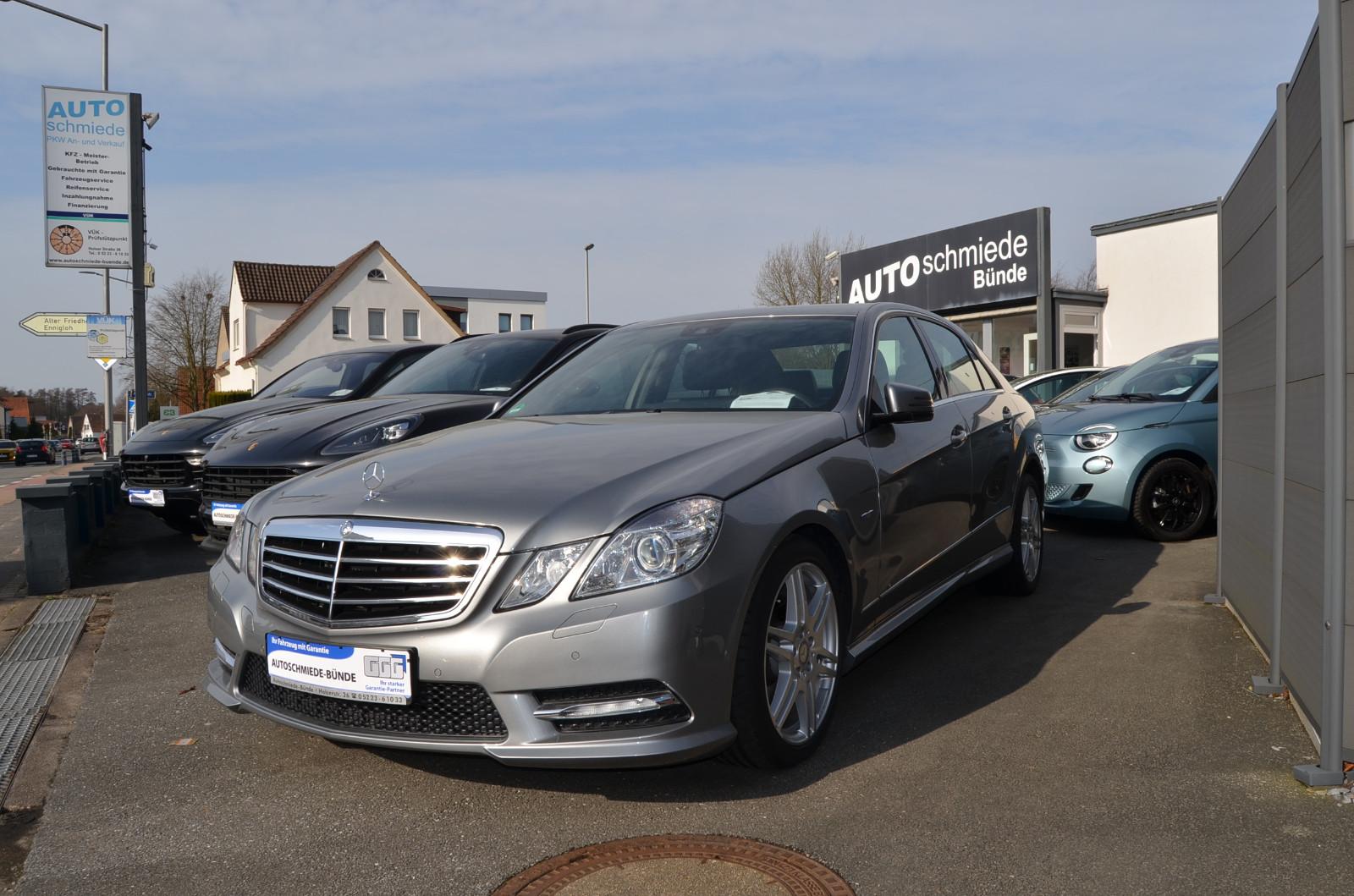 Mercedes-Benz E 200 CGI AMG Sport-Paket  AMG-Line