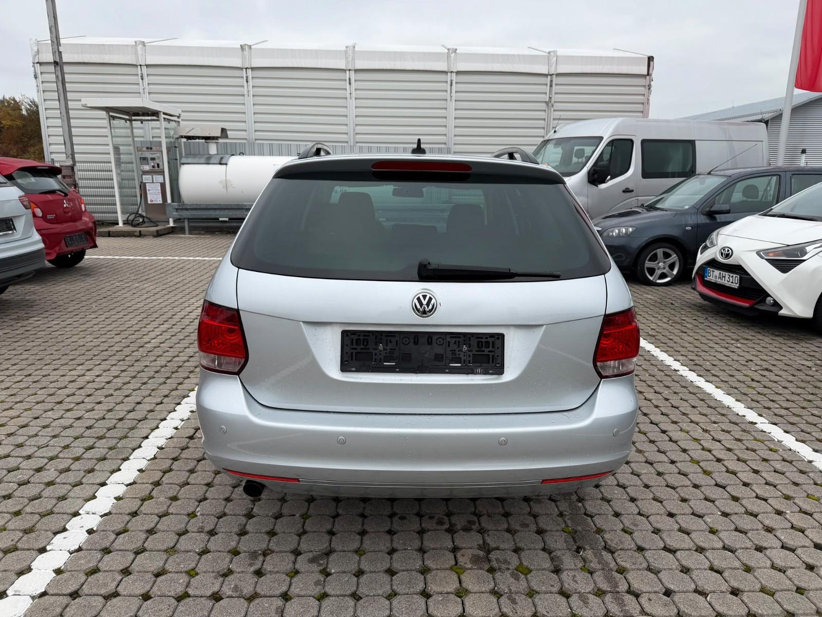 Volkswagen Golf 2010 — photo 6