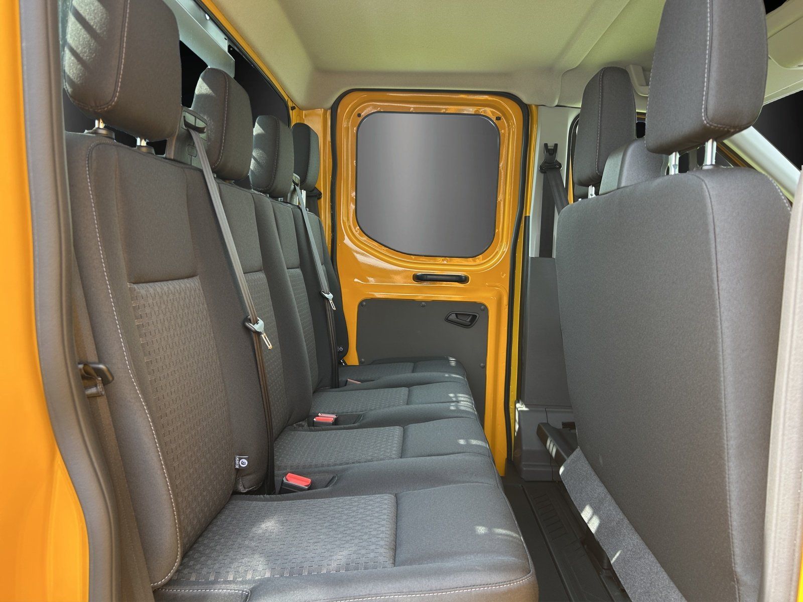 Fahrzeugabbildung Ford Transit DOKA Pritsche 350L2 Sonderfarbe GJR Tach
