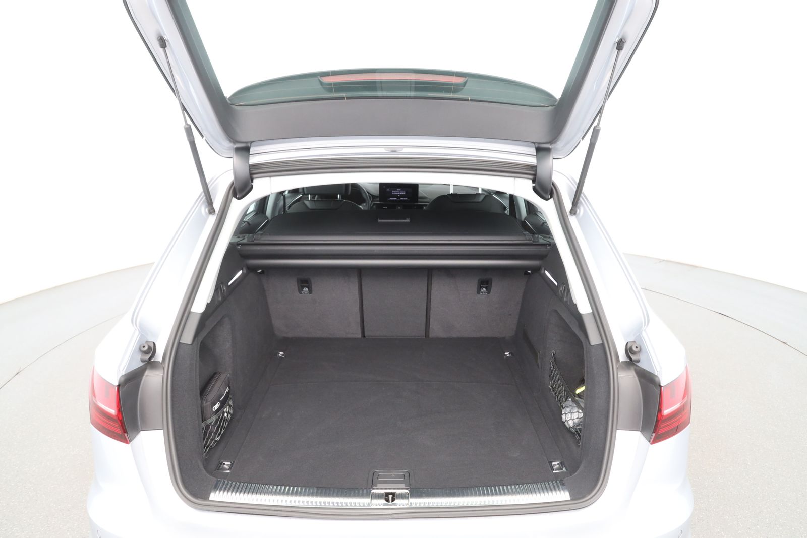 Audi A4 - Bild 10
