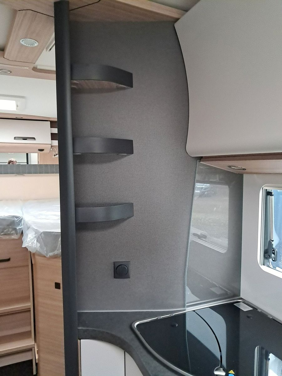 Fahrzeugabbildung Malibu I 450 RB LE comfort Navigation, RFK, TV