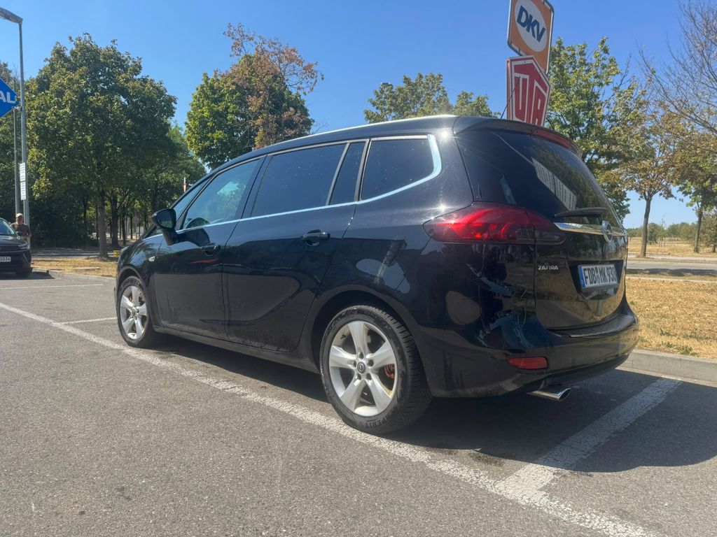 Image of Opel Zafira Tourer