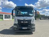 MAN TGS 26.330 / 6x2-4 / Stahltransporte / Lift Lenk - MAN Kipper 8x4