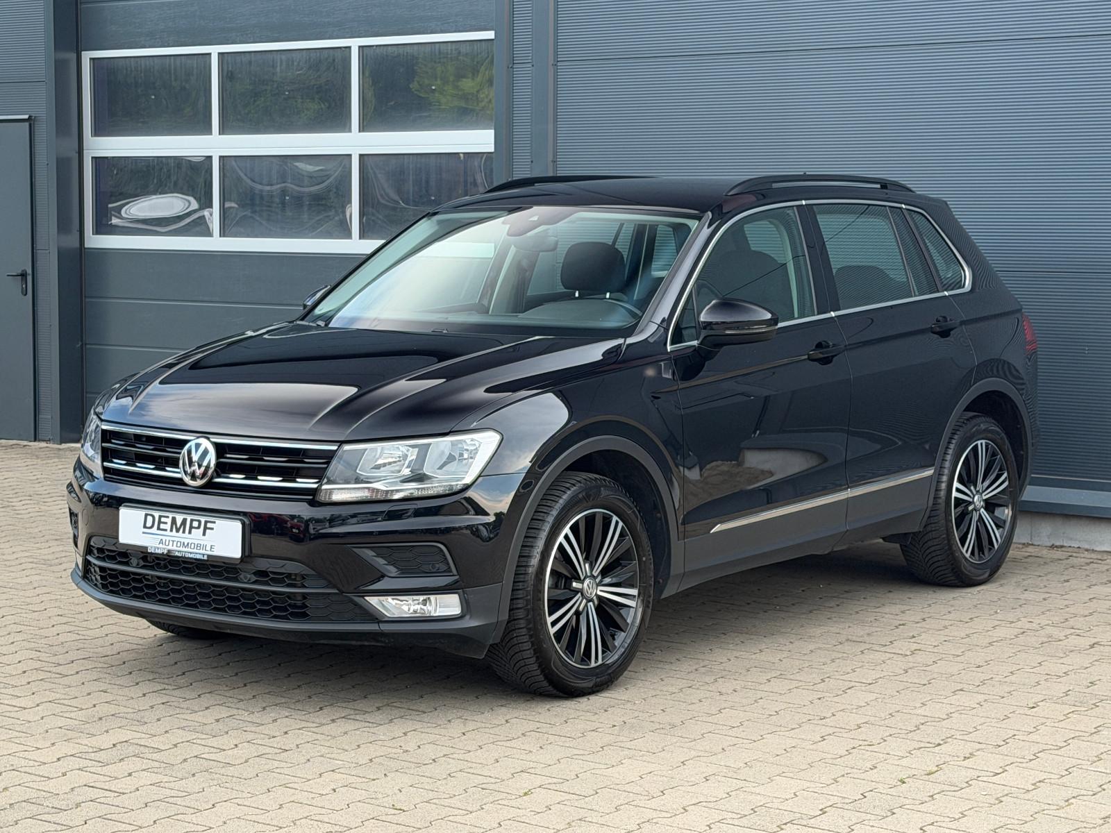 Volkswagen Tiguan Comfortline 4Motion*DSG*AHK*PDC*SHZ*2.Hd*