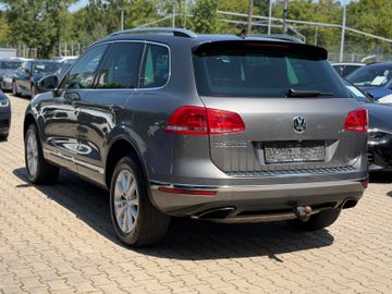 Volkswagen Touareg - 8