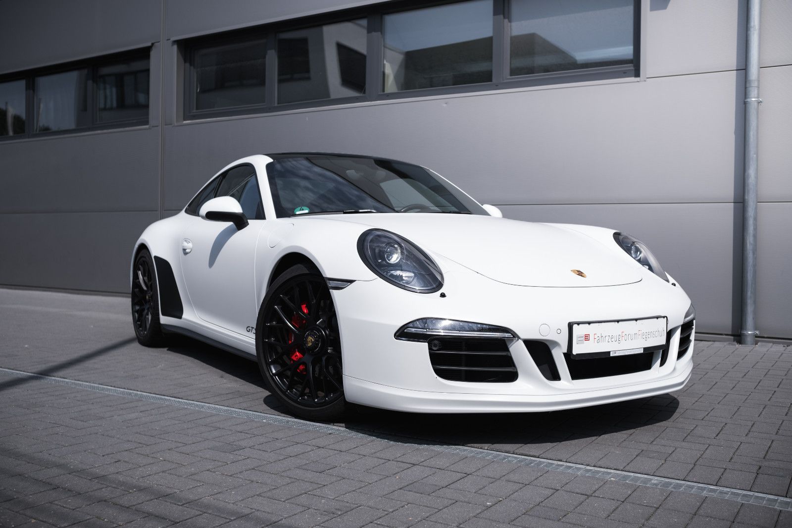 Fahrzeugabbildung Porsche 991/911.1 GTS Coupe-PDK-90L-Tank-GSD-BOSE-Kam.