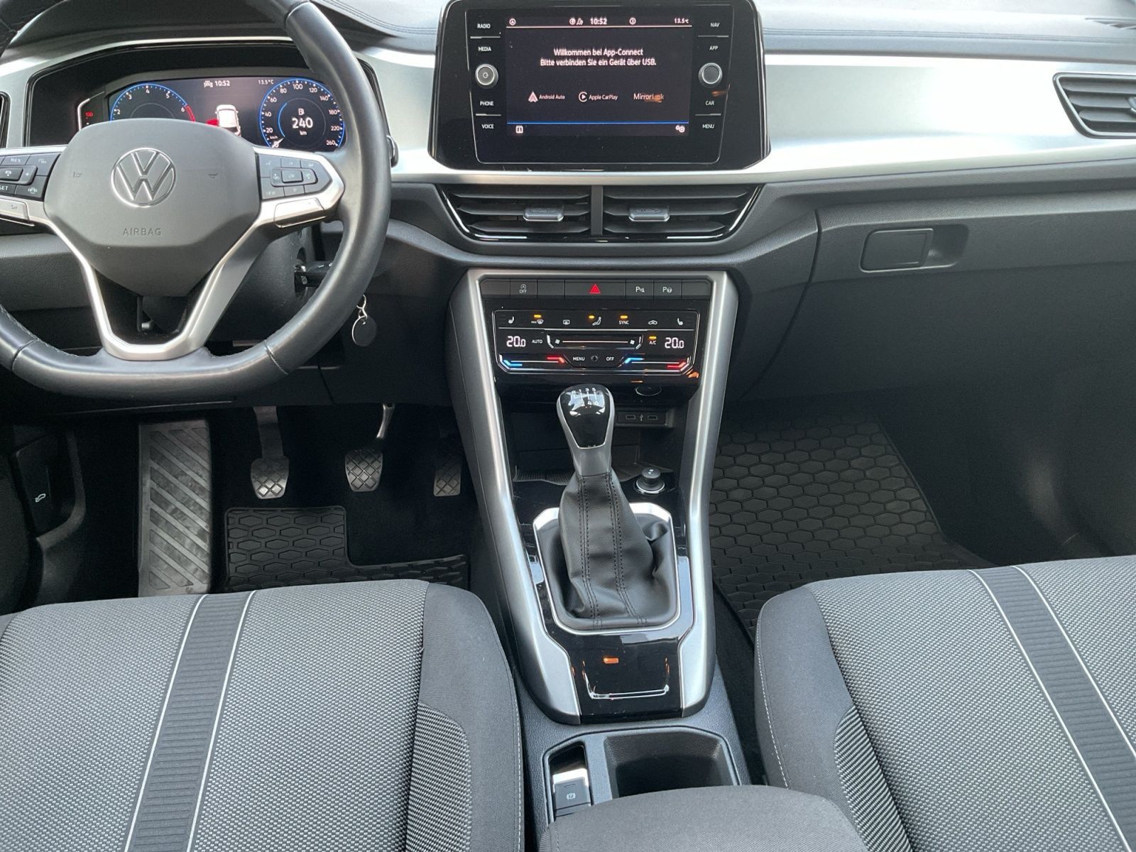 Volkswagen T-Roc - Bild 11