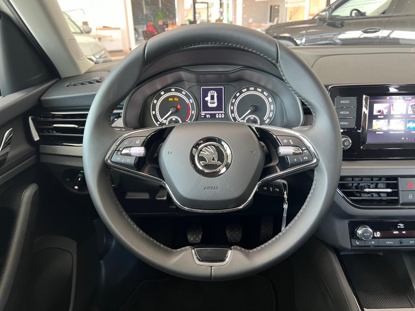 Skoda Kamiq Ambition 1.0 TSI ''Lane Assist''PDC hinten, миниатюра 11