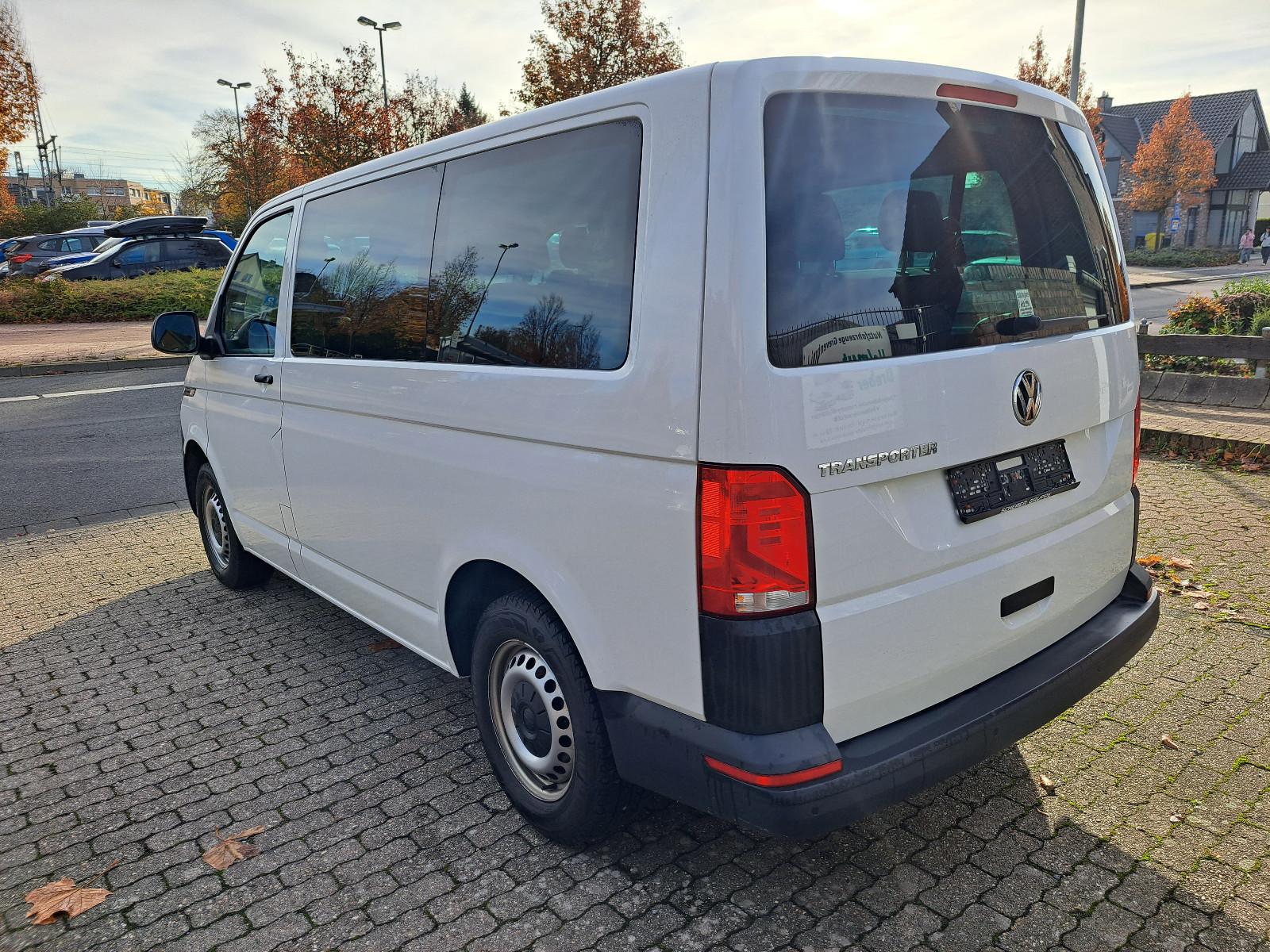 Volkswagen T6.1 9-Sitze*Klima*PDC*Scheckheft*8fach*HUneu