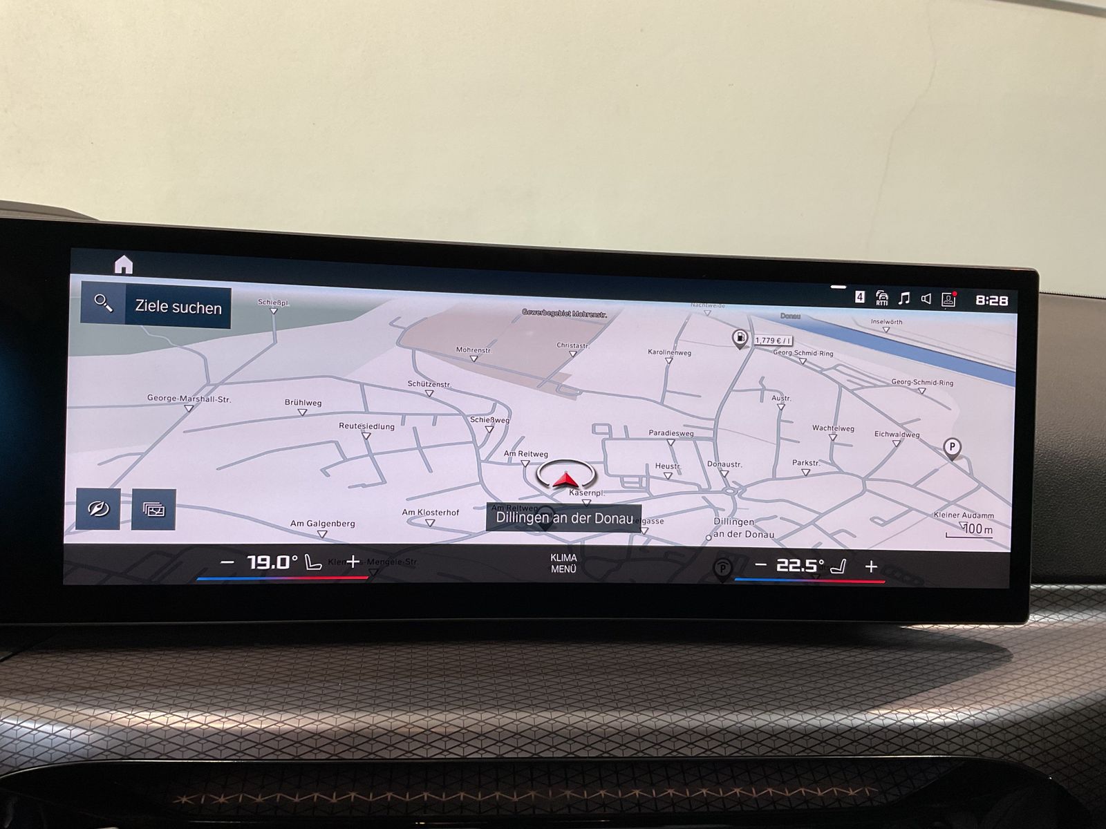 Fahrzeugabbildung BMW M4 Competition M xDrive Coupé M Sportsitze HK