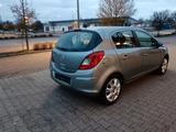 Opel Corsa 1.2 Selection Easytronic Selection - Opel Corsa aus 2011: 1.2