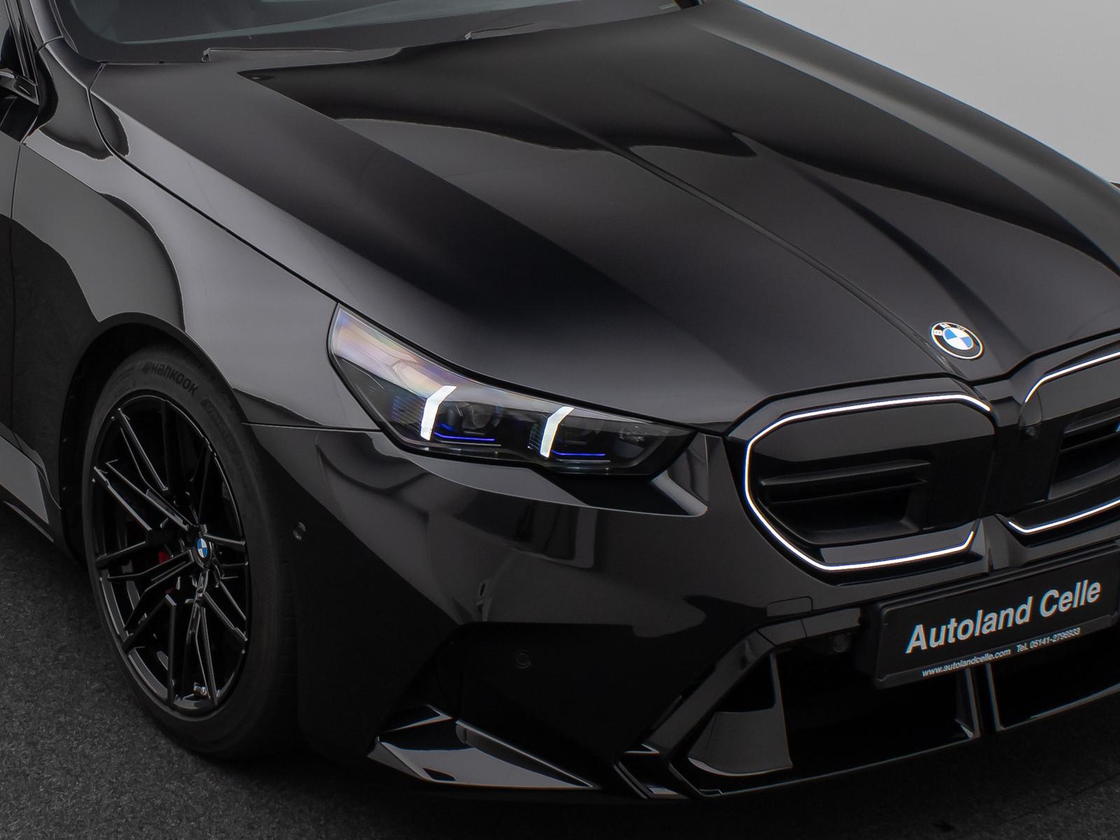BMW M5 xD Panorama 360°B&W HUD M-Driversp. Komfort 