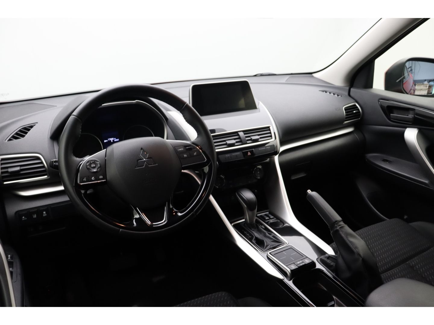 Fahrzeugabbildung Mitsubishi Eclipse Cross Diamant Edition 2WD AHK Kamera