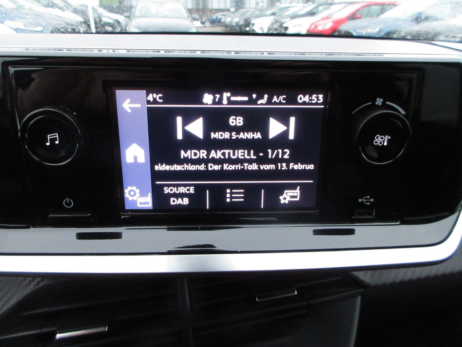 Fahrzeugabbildung Peugeot 208 1.2 Like KLIMA/TEMPOMAT/SPURASSISTENT