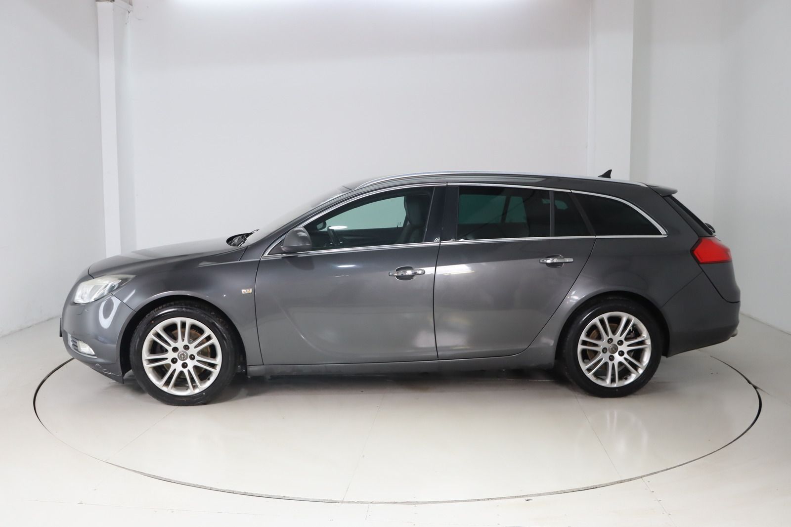 Fahrzeugabbildung Opel Insignia Sports Tourer 2.0 CDTI ecoFLEX Cosmo