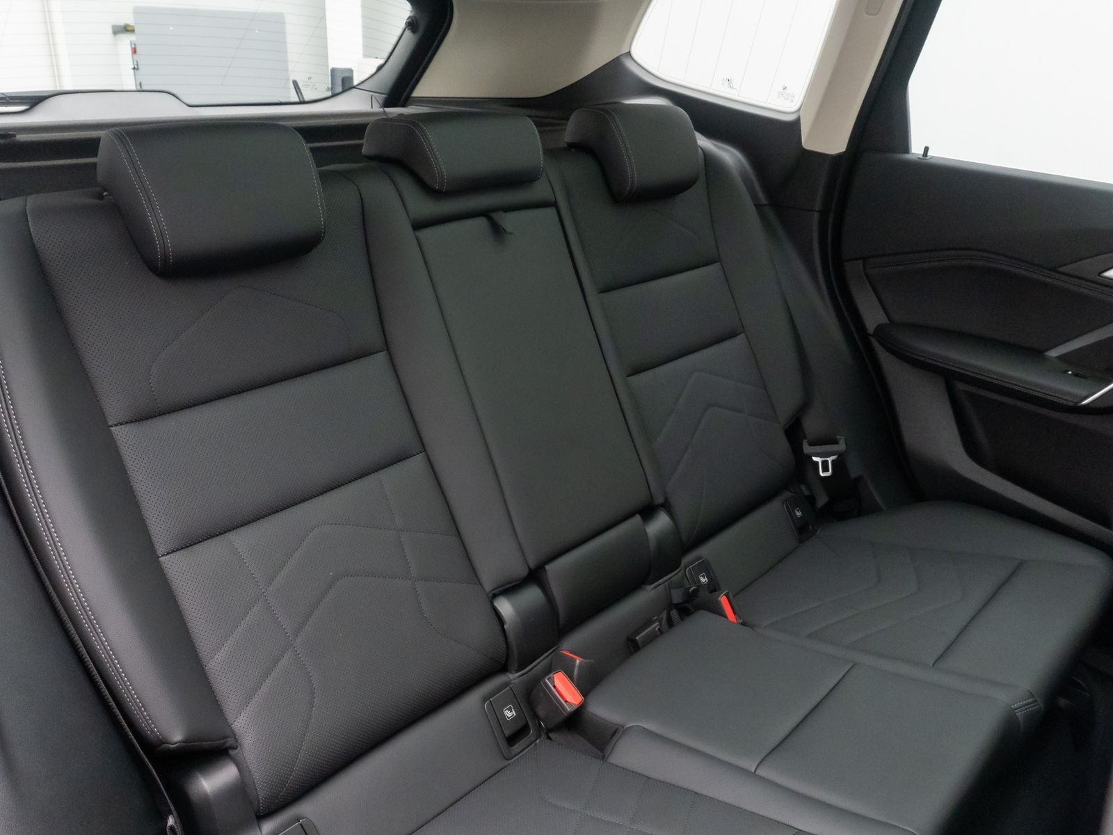Fahrzeugabbildung BMW X1 xD23i xLine 360&deg;Panorama HUD DAB Sport 18Zoll