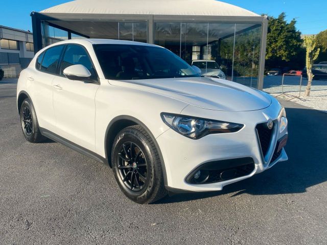 Alfa Romeo Stelvio 2.2 Turbodiesel 160 CV AT8 RW