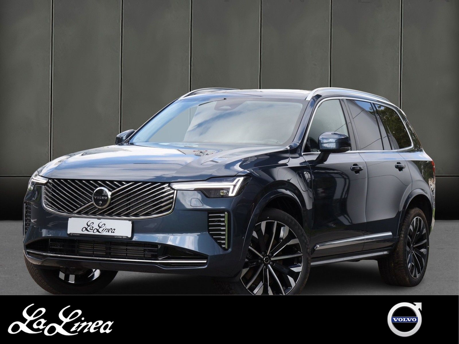 Volvo XC90 T8 AWD Ultra Bright Reskin NP:105.080,-//B&