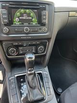 Skoda Superb 2.0 TDI DSG Exclusive Combi Exclusive - Skoda Superb: Exclusive