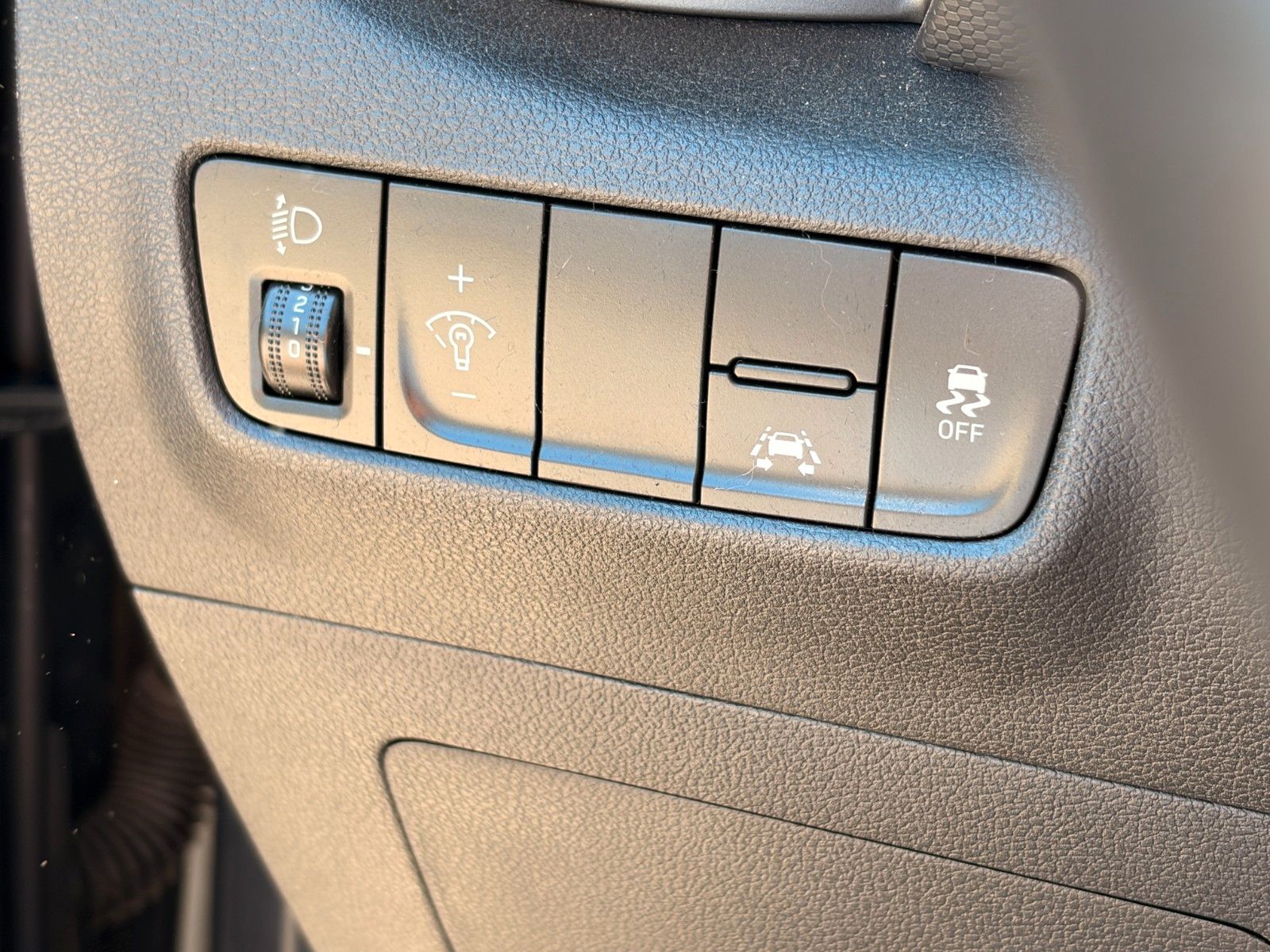 Fahrzeugabbildung Hyundai Kona Automatik*SHZ*NAVI*LED*AHK***