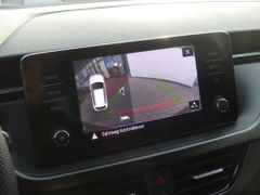 Fahrzeugabbildung Skoda Kamiq 1.0 TSI DSG MONTE CARLO *LED*AHK*ACC*PANO*