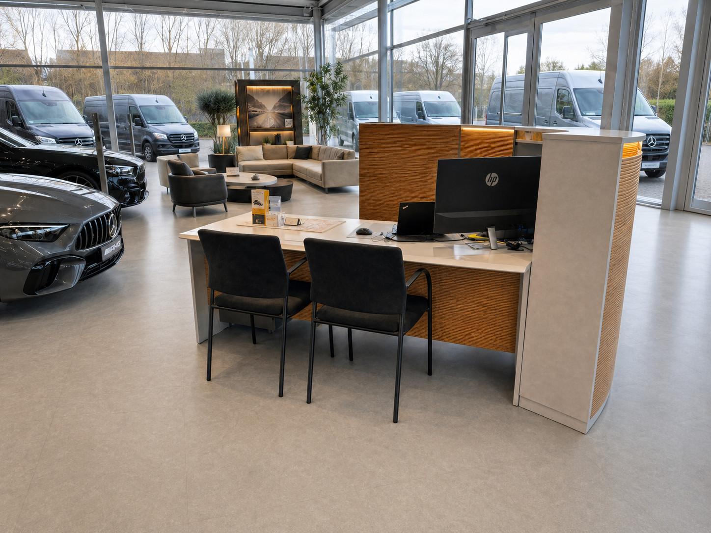 showroom-image-top