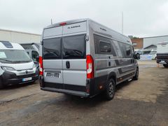 Adria Twin 640 SGX 60 Y Edition, Automatik
