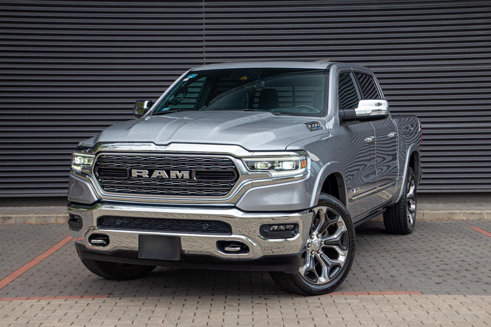 Dodge RAM 5.7 HEMI 1500 LIMITED.ERSTE HAND.VOLL!