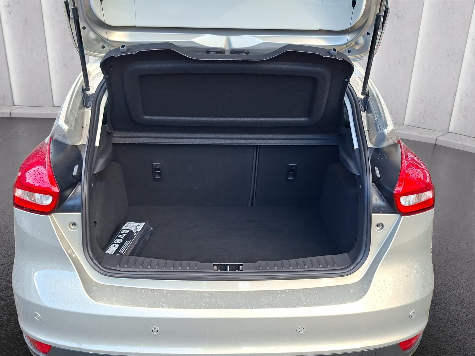 Ford Focus Cool & Connect 1.0 EB GJR | RFK | SHZ | PD