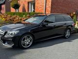 Mercedes-Benz E 400 4MATIC T/AMG/Pano/STH/360/Fond Entertainme - Mercedes-Benz E 400 Gebrauchtwagen in Dortmund