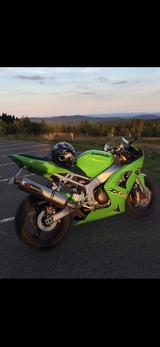 Kawasaki Ninja ZX-6R - KAWASAKI ZX6R