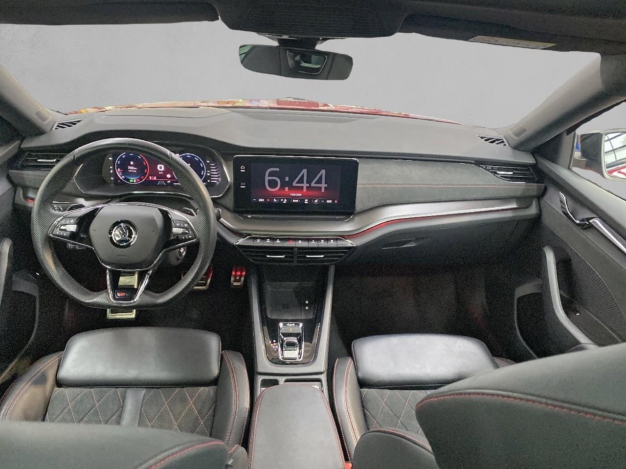 Skoda Octavia Combi RS Plus 2.0 TDI DSG 4x4 NAVI+AHK