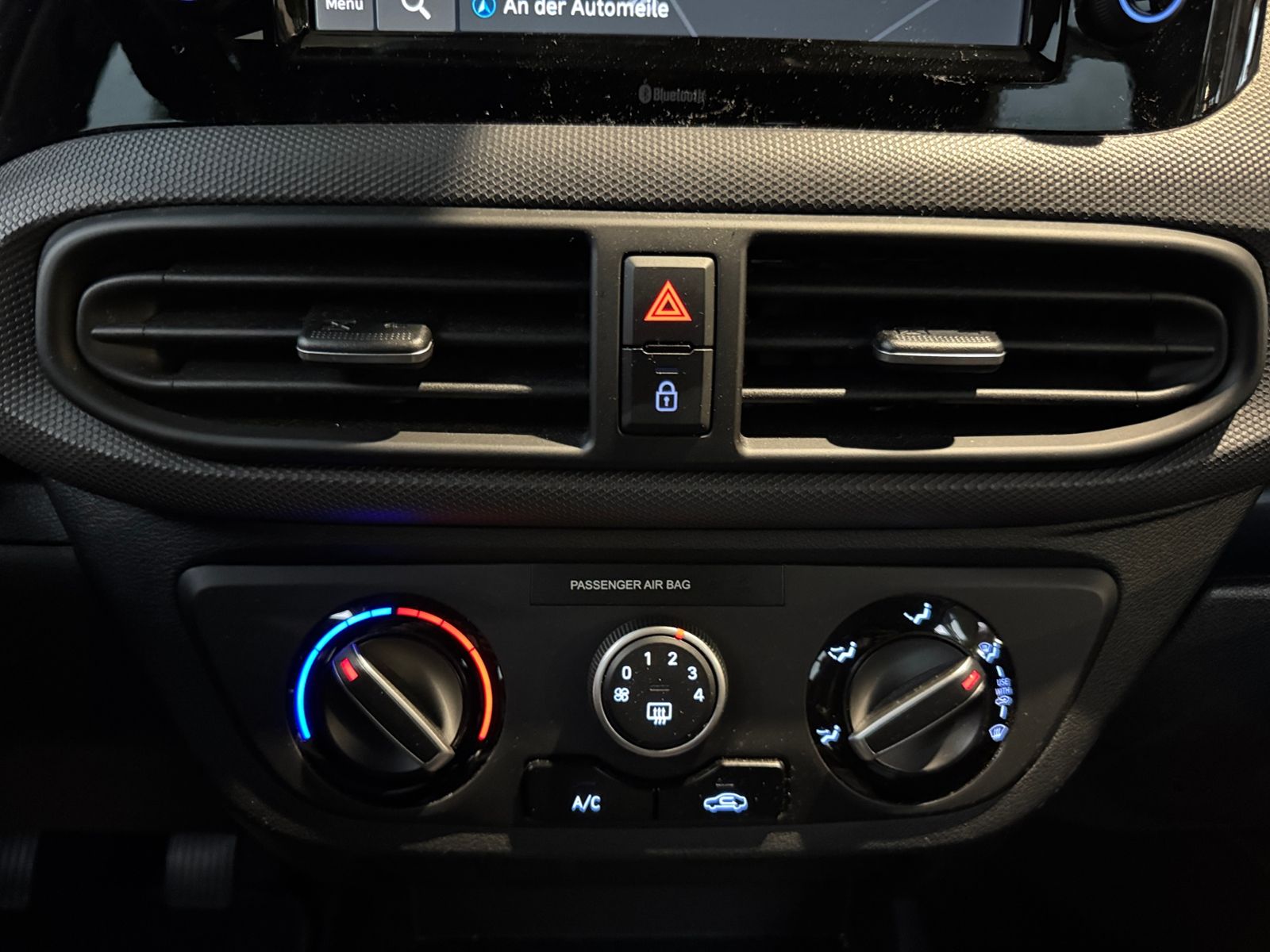 Fahrzeugabbildung Hyundai i10 Edition 30+ NAVI RFK SHZ KLIMA
