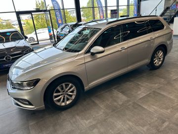 Volkswagen Passat *KEYLESS*ACC*AHK*NAV*3-ZONEN*LED*