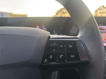 Bild 14 Opel Astra GSe AT8/NAVI/SHZ+LHZ/PDC VO+HI+360CAM