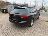 Volkswagen Passat Variant ACC*LANE*APP*KAMERA*NAVI*MASSAGE