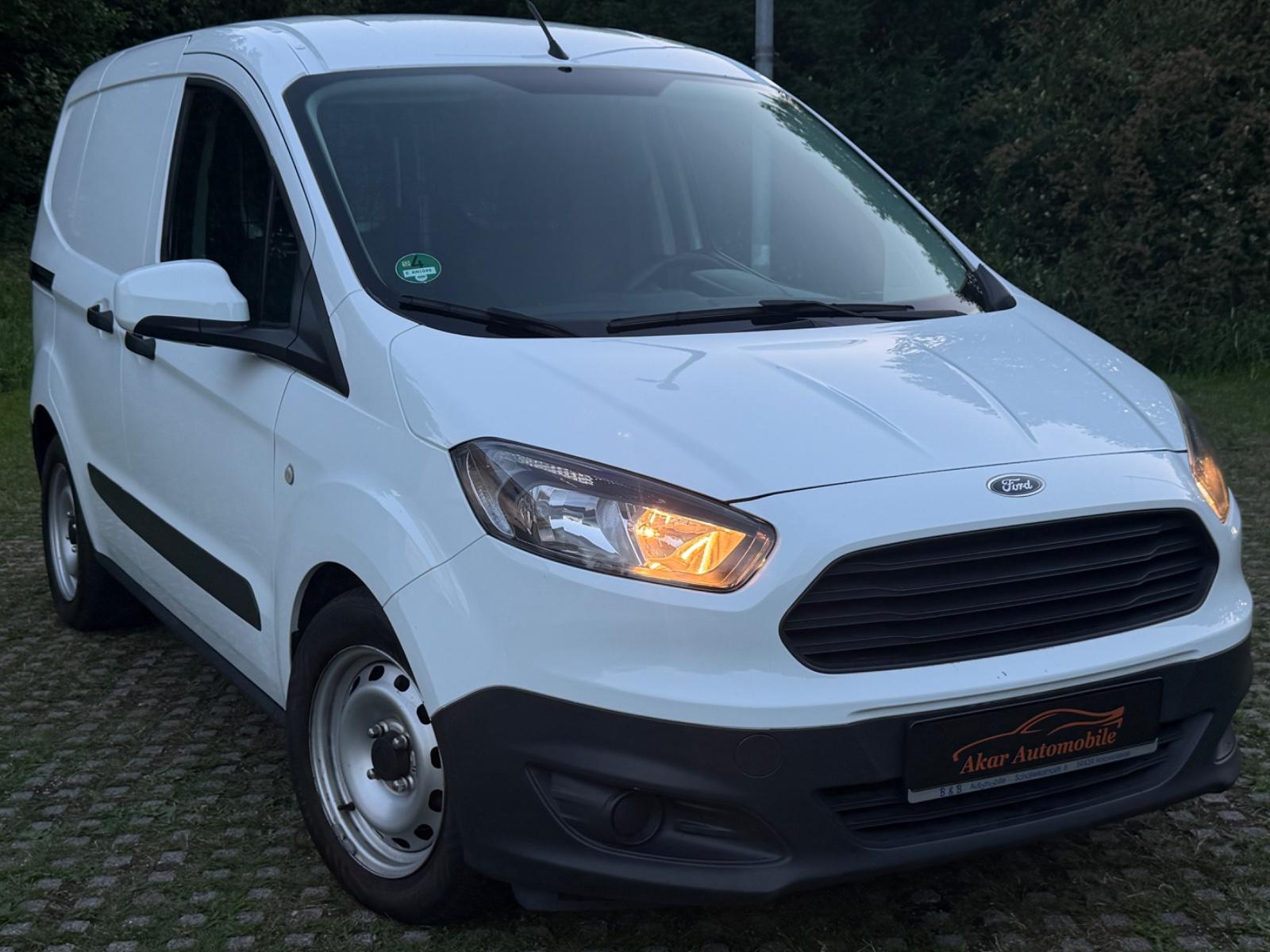 Ford Transit Courier Benziner *Euro6 *USB *El.Fenster