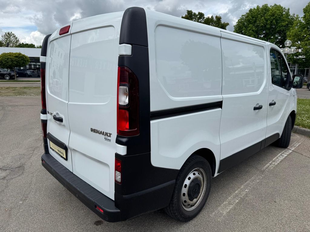RENAULT Trafic 5