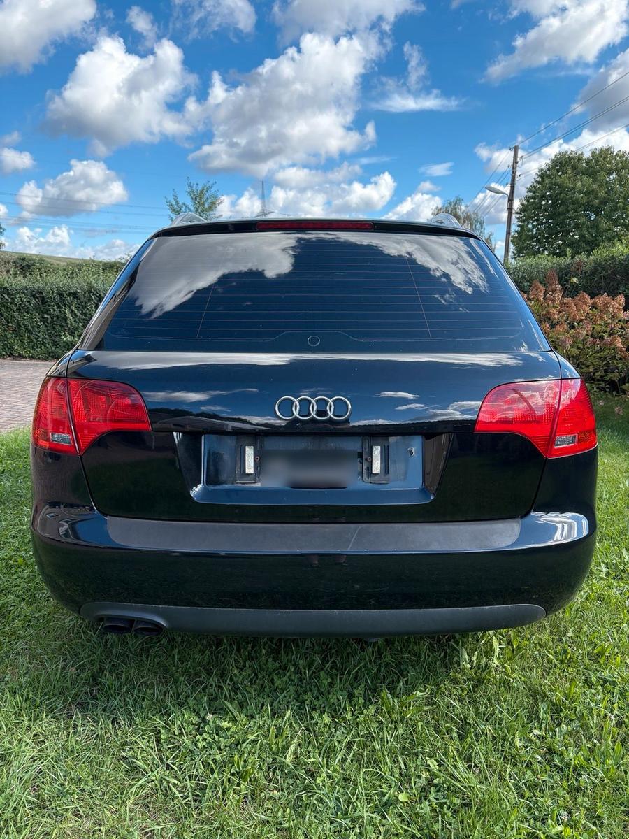 Audi A4 2007 — engine 140 HP (103kW)