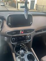 Hyundai SANTA FE 2.2 CRDi Premium 2WD 8AT SEVEN Premium - Hyundai SANTA FE: Seven