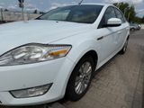 Ford Mondeo 2,0 Ghia Ghia