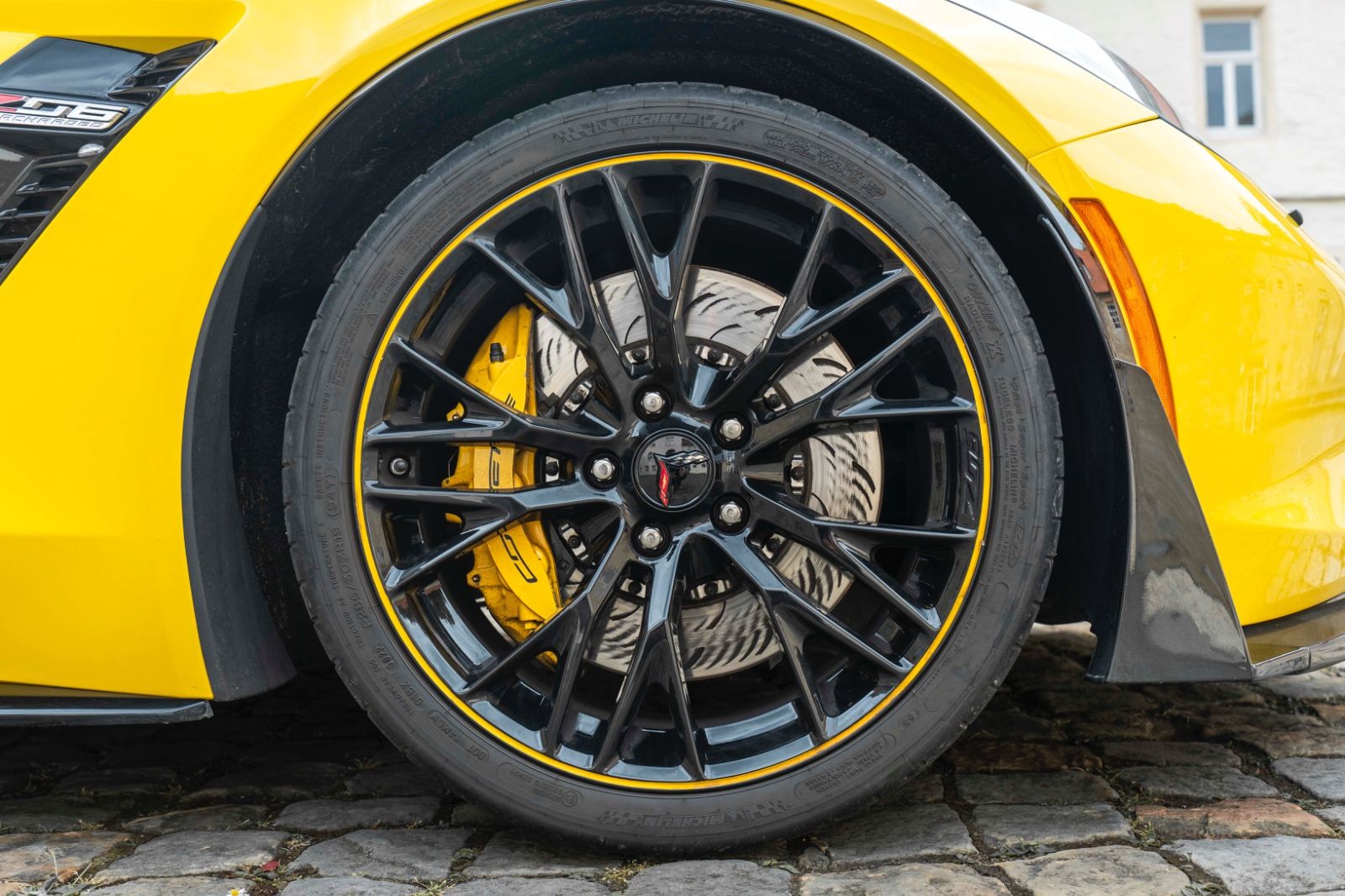 Fahrzeugabbildung Corvette Corvette Z06 2LZ  6,2L TARGA HUD BOSE MEMORY