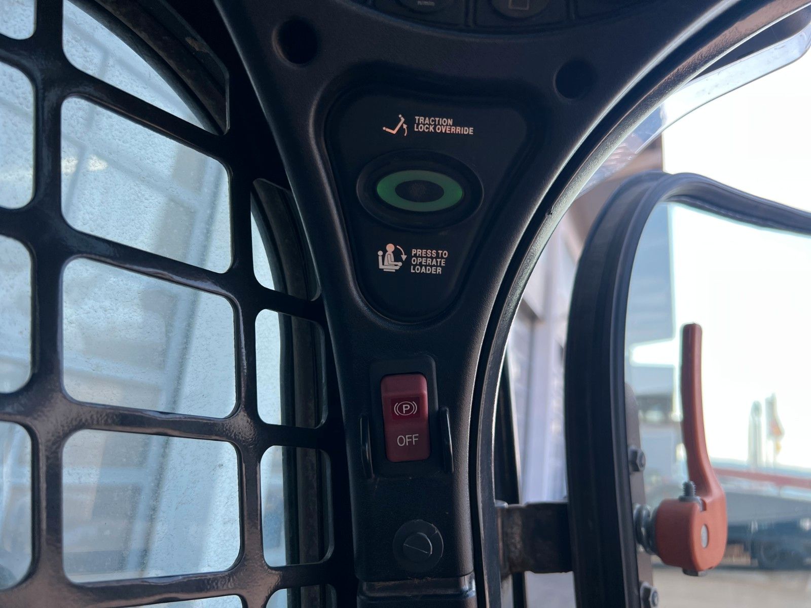 Fahrzeugabbildung Bobcat T770 / 1.793h / Klima / Gabel / Schaufel