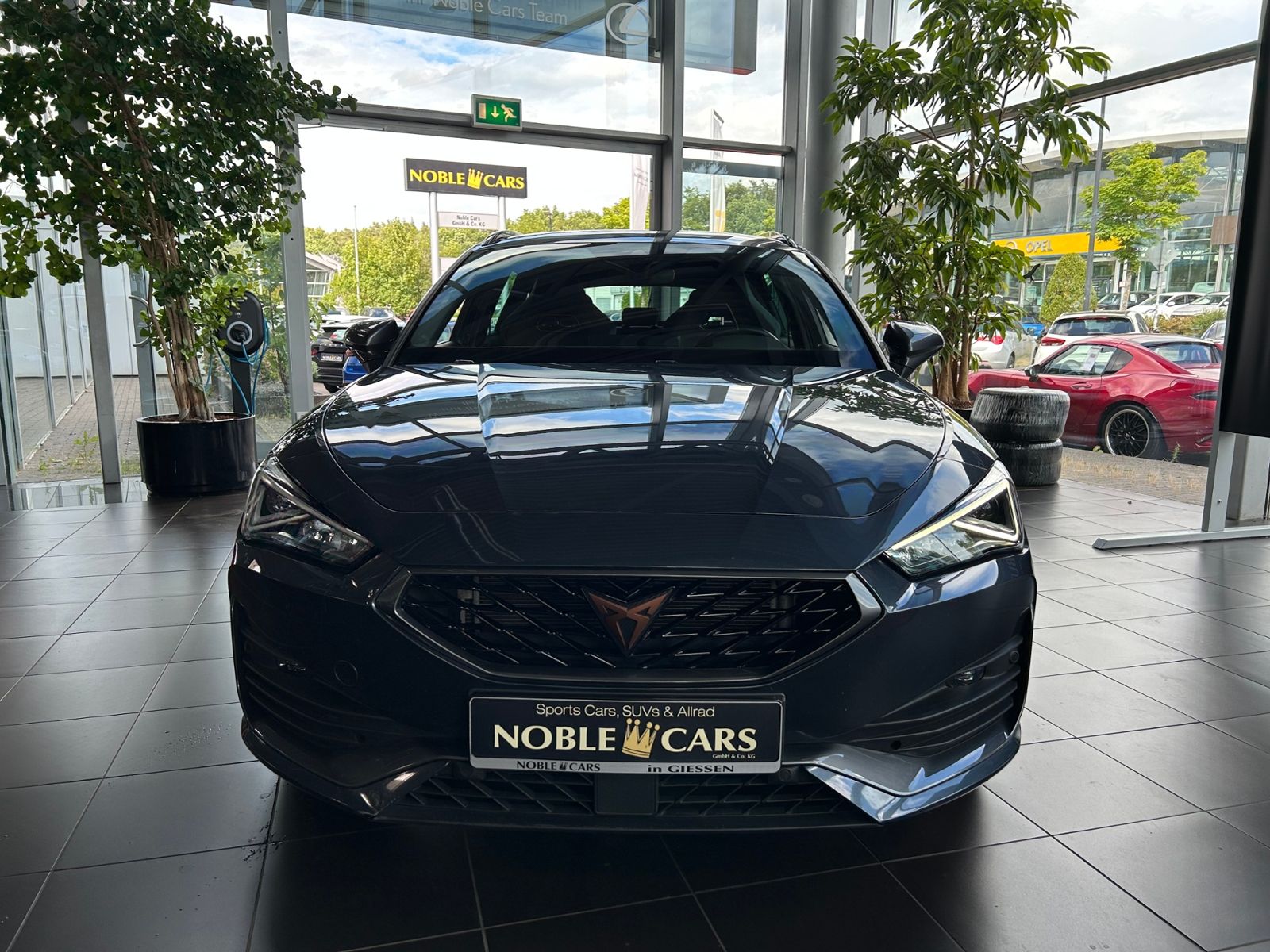 Fahrzeugabbildung CUPRA Leon Sportstourer e-Hybrid KLIMA LED NAVI SHZ