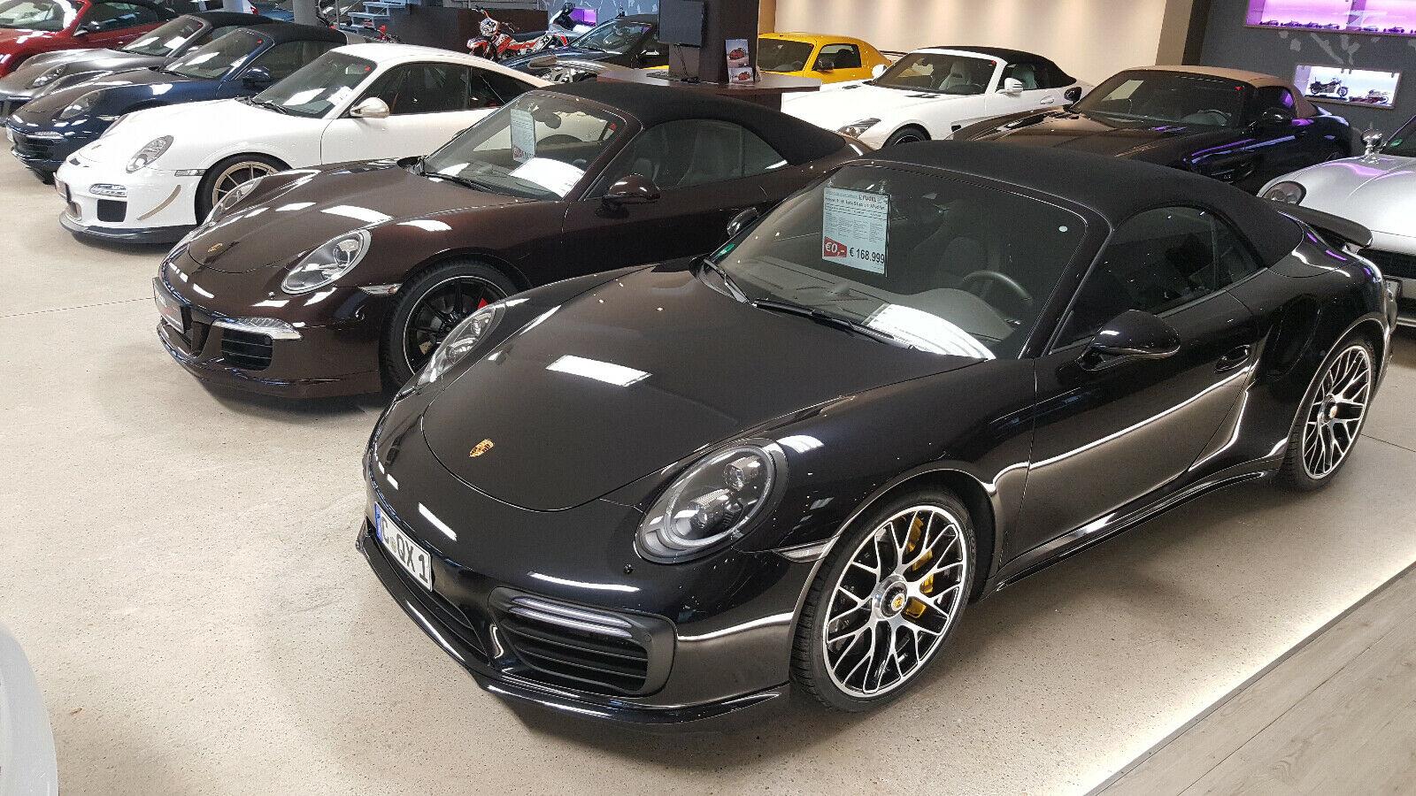 showroom-image-top