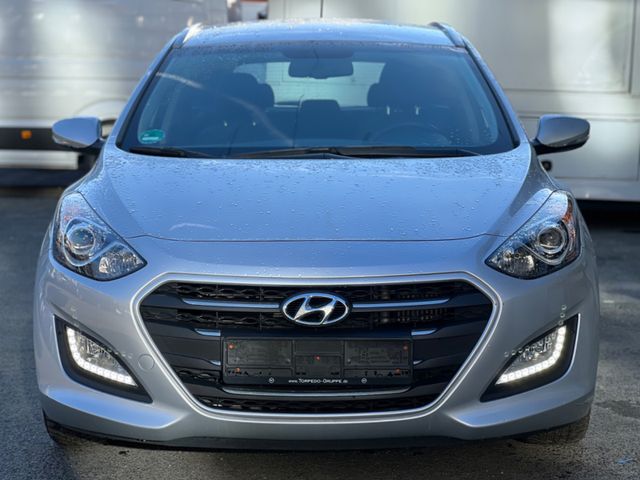 Hyundai i30 cw blue Style