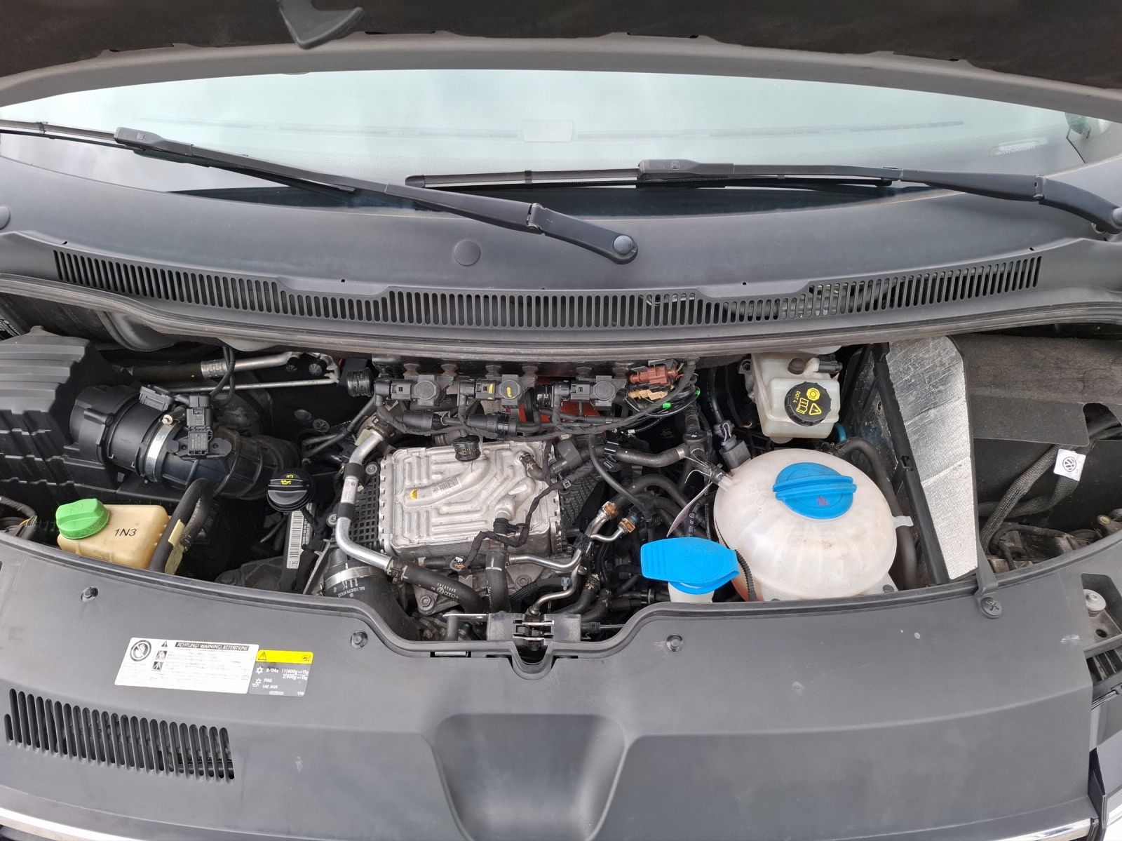 Fahrzeugabbildung Volkswagen T6 Multivan TDI Generation-Six DSG 4M STH AHK LE